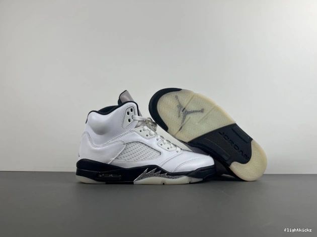 AIR 5 DD0587-110 JORDAN BLACK' 'WHITE RETRO 0927